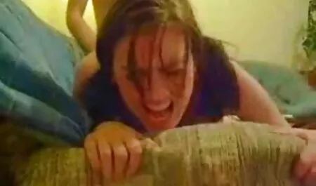 MILF et film pornographique massage gode