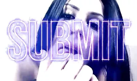 Ange porno dans une salle de massage corrompu par des lesbiennes