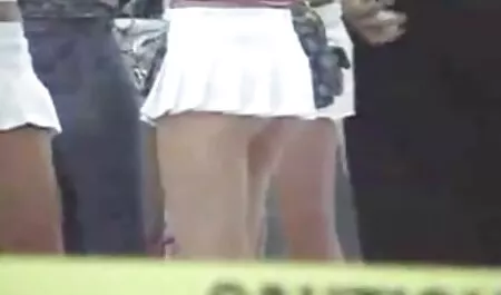 Toucher les super porno massage membres