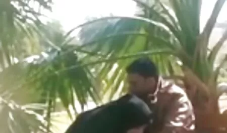 Porno dans le salon de l'Auto allemand porno massage de