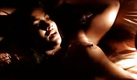 Balle sur le sol dans le couloir free hd massage porno