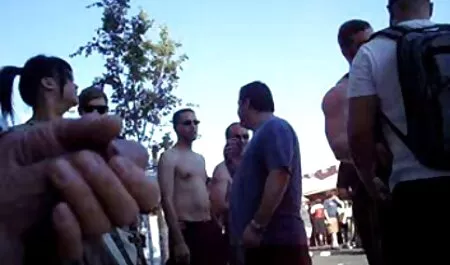 La jeune fille massage porno arab à la Bouche