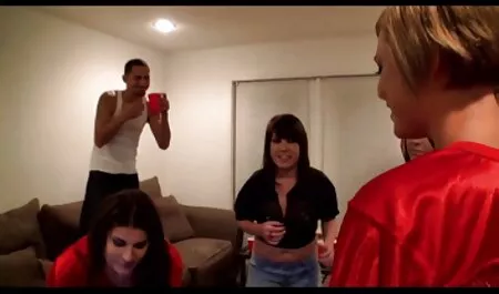 Sensuelles Lesbiennes massage seks film