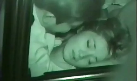 Elda noir porno massage courir dans le trou