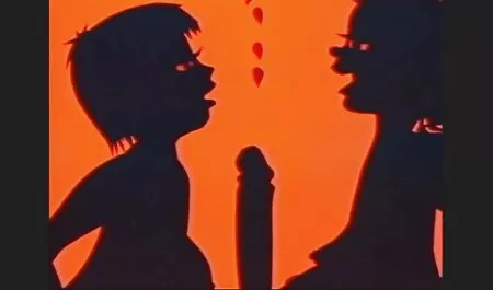 Six hommes baisent une fille. porno massag