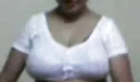 Lesbienne pour la porno massage hotel première fois