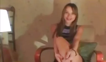 Gros seins Frère. sexe sensuel massage