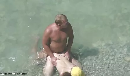 Le videos pornos massages style du chien dans le garage