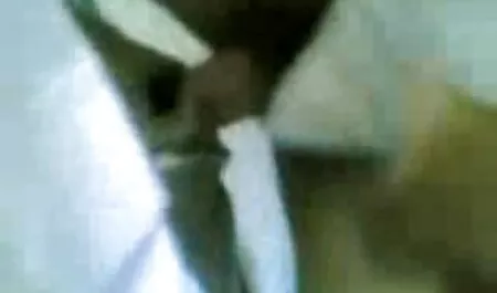 Branler sur la table massage rita porno de la cuisine