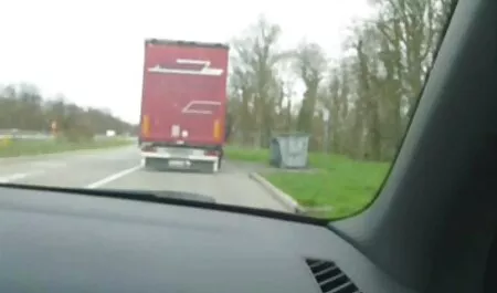 Prend une jeune vache pour deux personnes massage relaxant porno