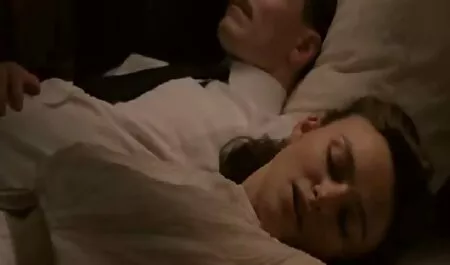 Débuts porno massage cache ratés de Pisyun raw