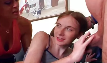 Fille avec le ventre massage romantique porno