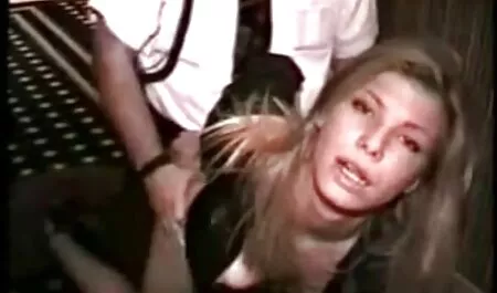 Nikki massage sexy gratuit Anna.