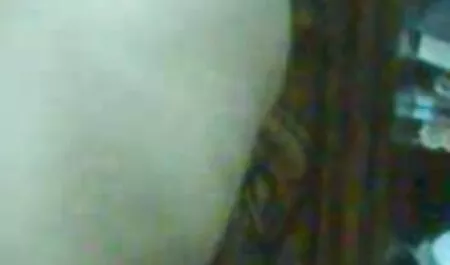 Des clients qui massage prono xxx prennent soin de vous généreusement