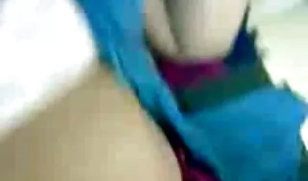 Jambes porno massage complet ouvertes en bas 771