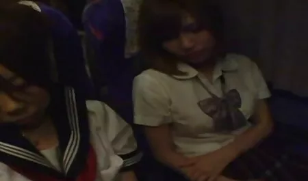 Frais brune en bas porno massage hidden