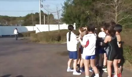 Baise et sangle Double Pénétration film x masseuse