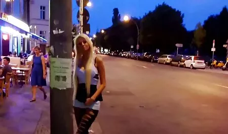 Garçon a attrapé massage porno arab Tantine jouer à la Mode.