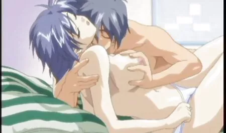 Jet Brunette Orgasme porno massage italien