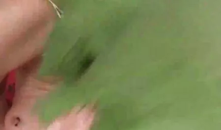 Vient streaming porno massage dans les dents jolie fille