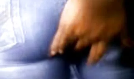 Seringues dans la massage complet porno salle de bain