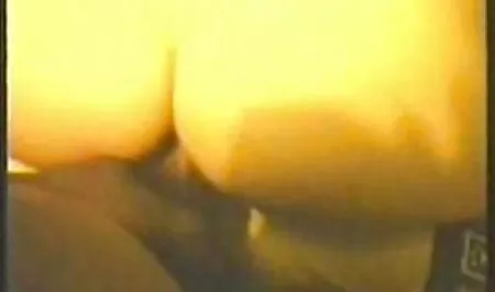 La fille porno massage fr souffle sa petite amie.