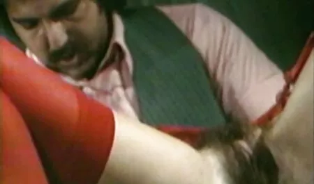 Russe porno dans la porno massage de nature