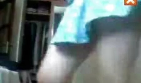 Adolescent suce bites porno camera cache massage